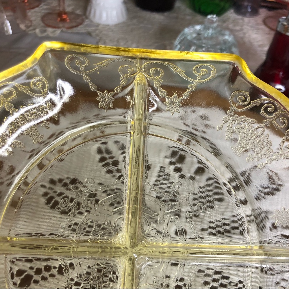 1930’s Lorain Indiana glass - Picture 4 of 9